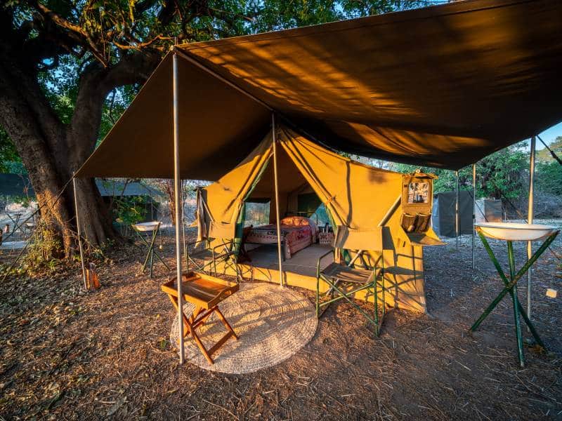 Zelt der Wandersafari Robin Pope Safaris Sambia