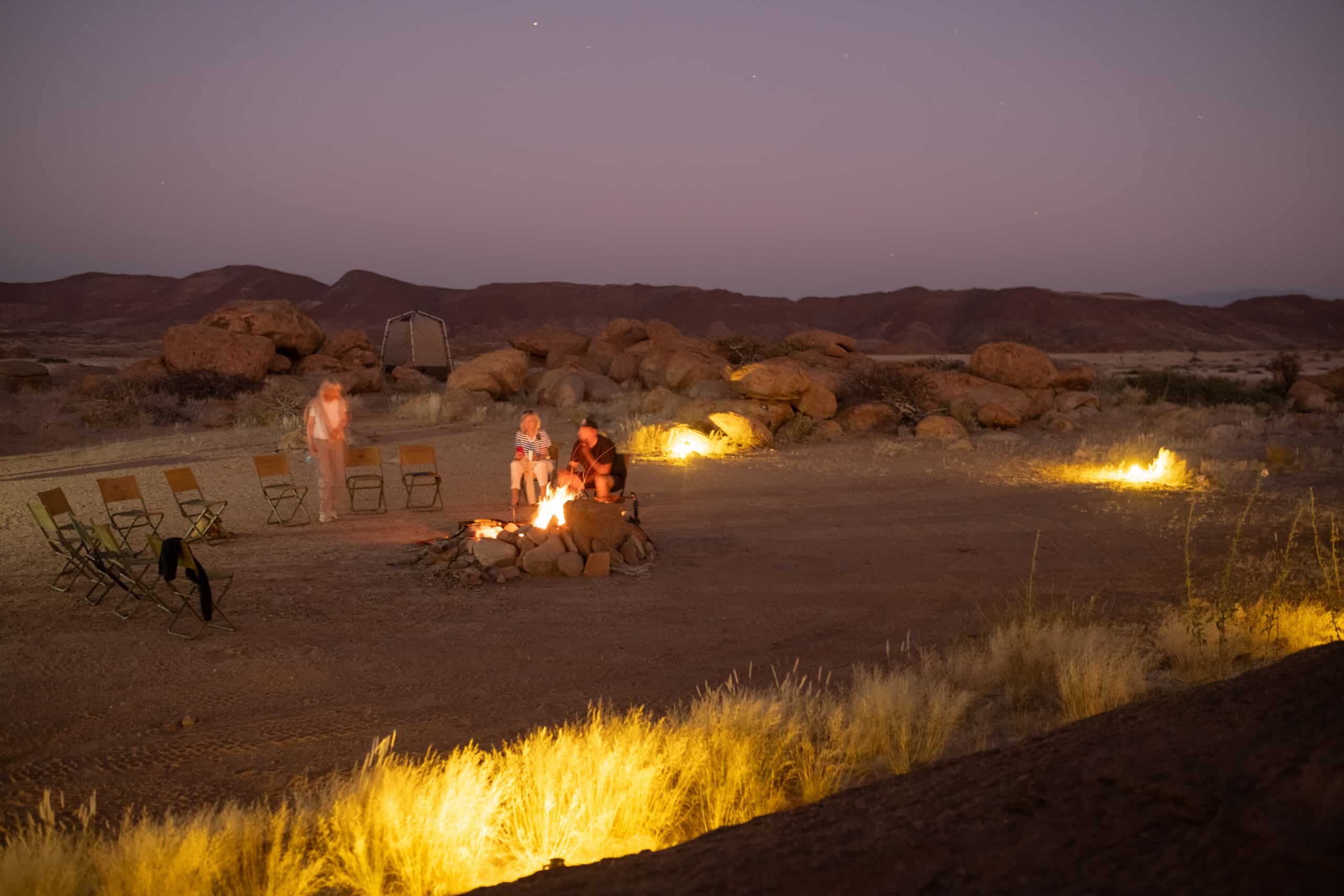 camp im abendlicht wandersafari namibia 